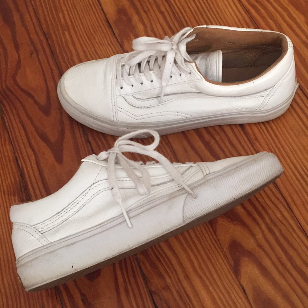 Old Skool White/ Peanut Butter Vans